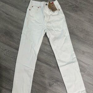 Levi's Women's Wedgie Straight Jeans
